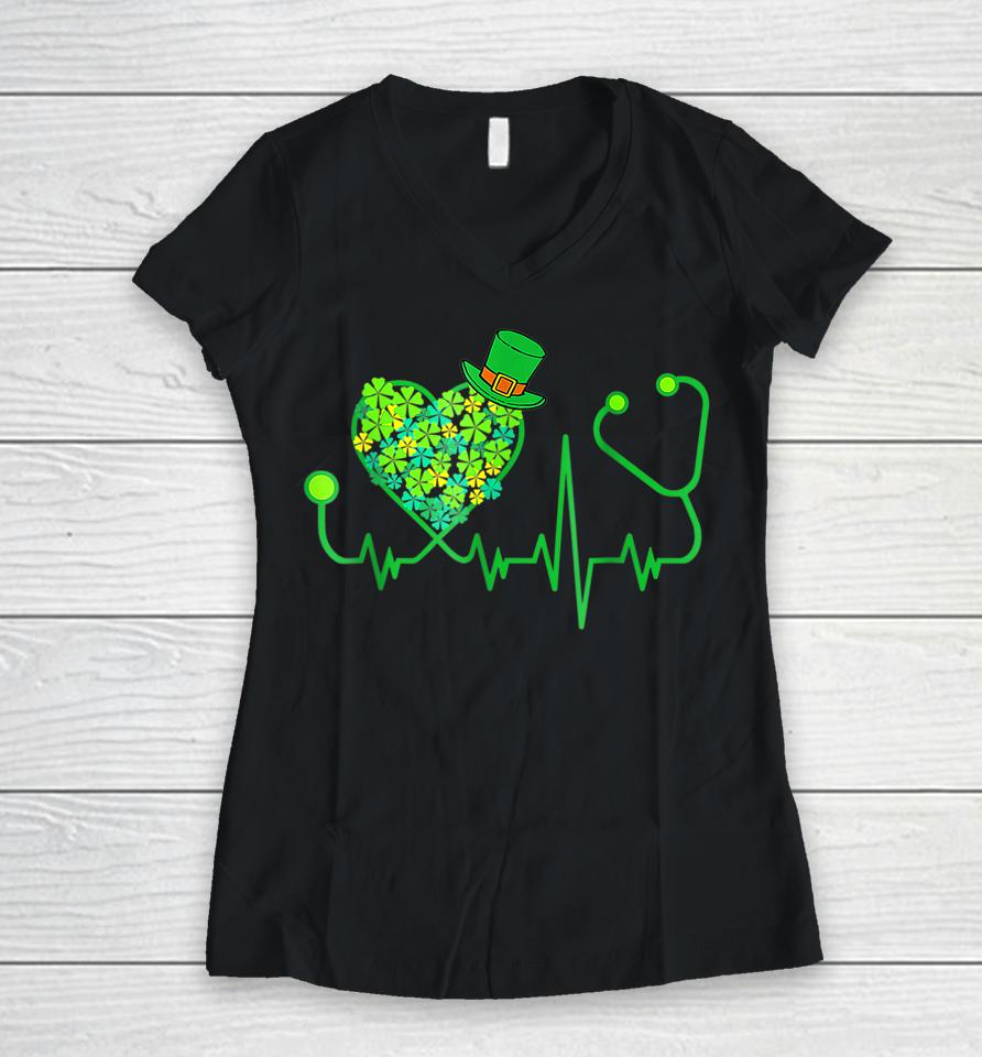 Irish Nurse Stethoscope Heartbeat Shamrock St Patrick's Day Women V-Neck T-Shirt
