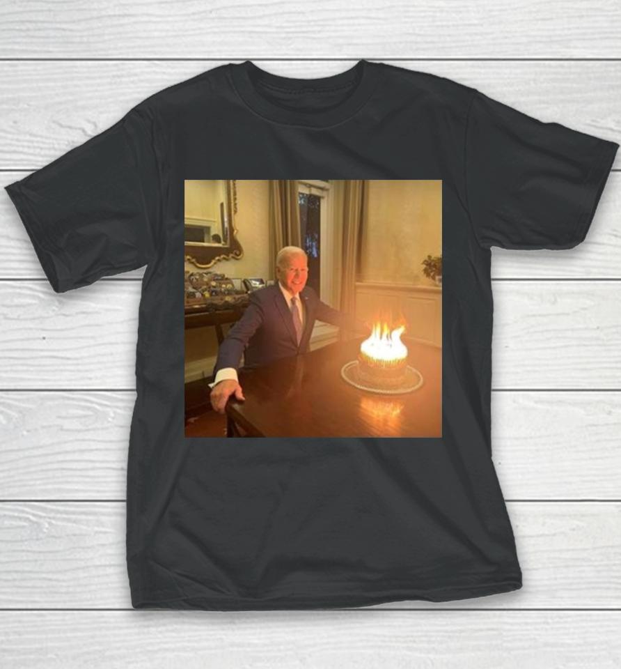 Joe Biden’s 81 Candle Cake For His 81St Birthday Youth T-Shirt