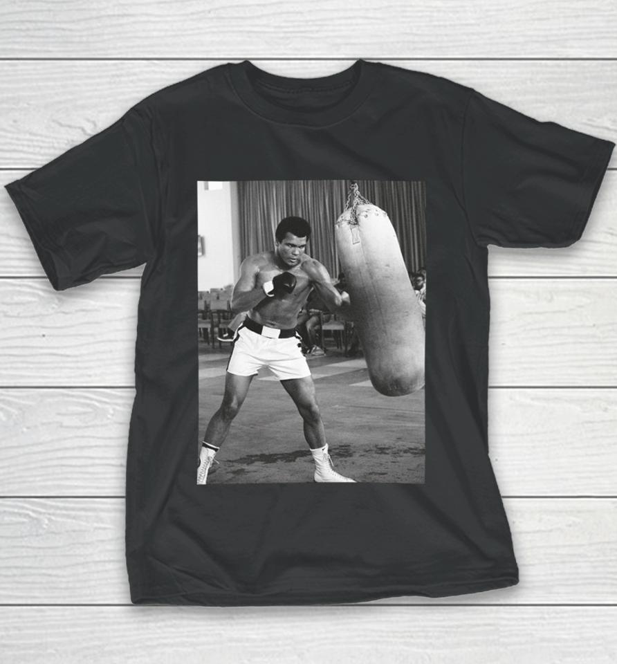 Kansas City Chiefs Derrick Nnadi Muhammad Ali Punching Bag Youth T-Shirt
