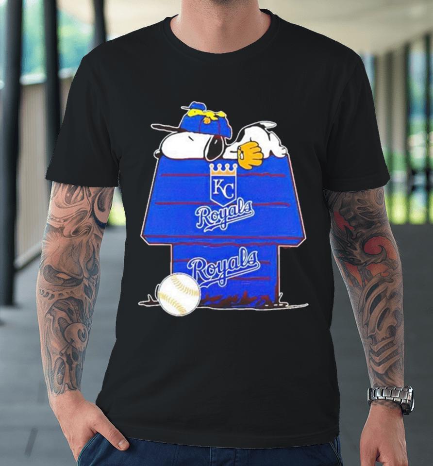 Kansas City Royals Snoopy And Woodstock The Peanuts Baseball Premium T-Shirt