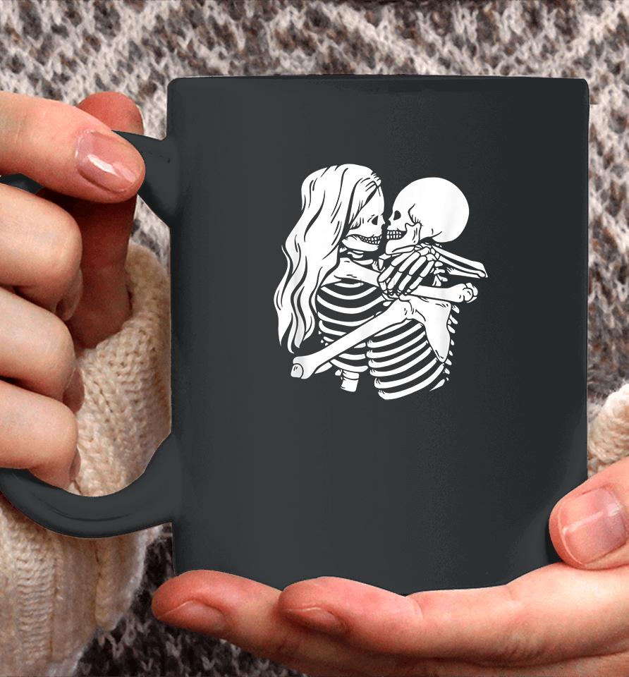 Kissing Skeletons In Love Valentine's Day Couples Coffee Mug