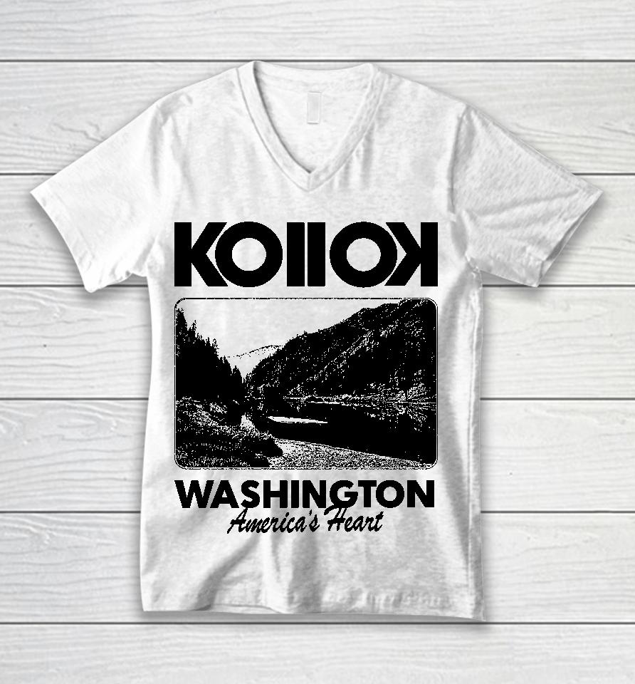 Kollok Washington America's Heart Unisex V-Neck T-Shirt