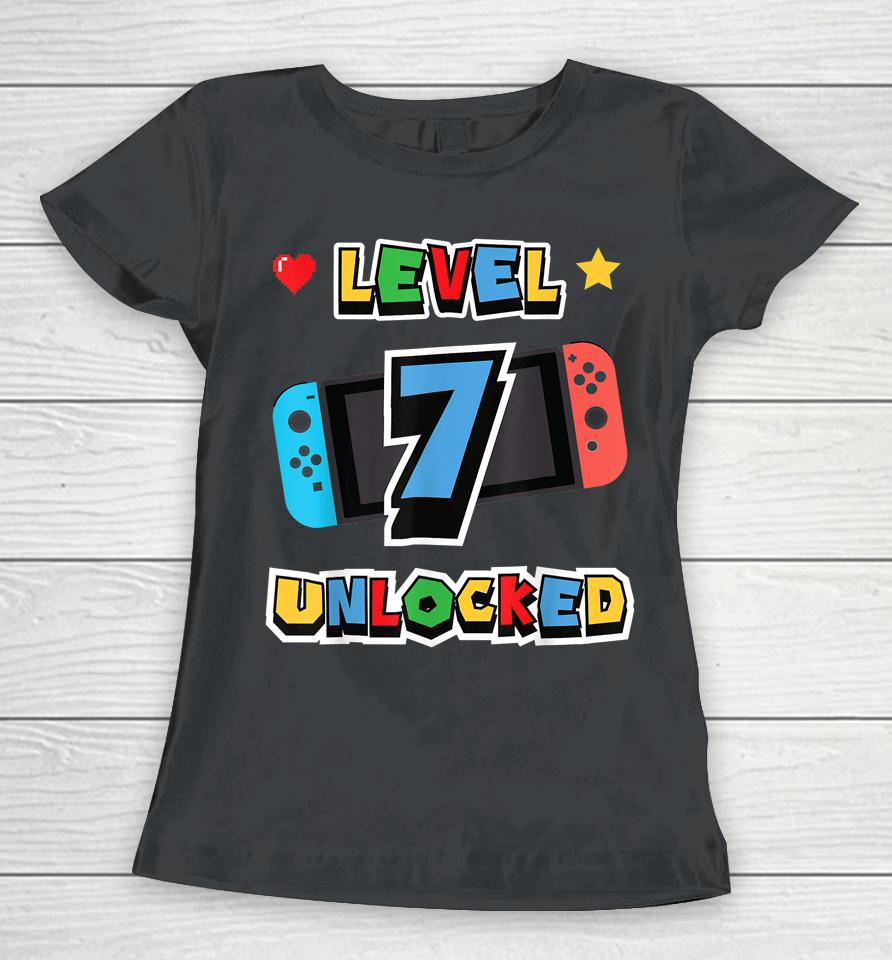 Level 7 Unlocked 7Th Birthday Kids Video Game 7 Years Old Women T-Shirt
