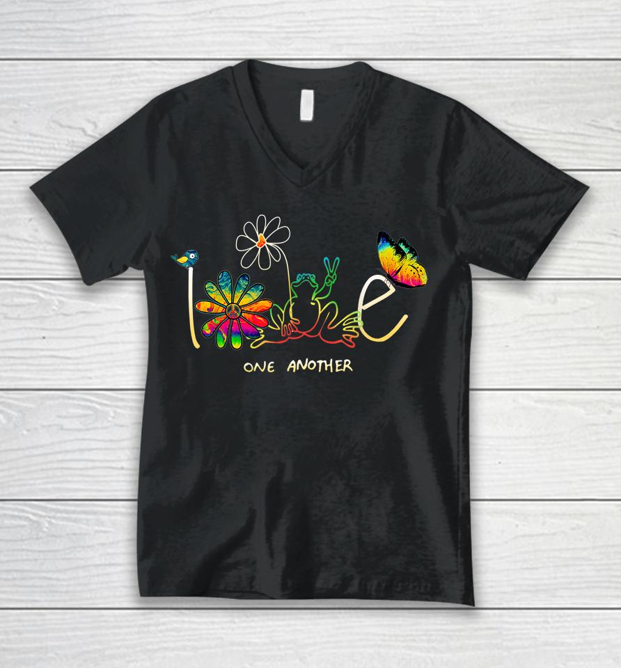 Love One Another Hippie Frog Flower Daisy Gift Unisex V-Neck T-Shirt
