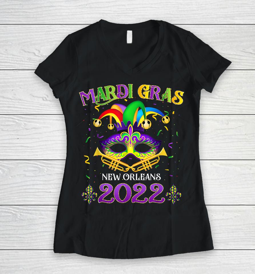 Mardi Grass New Orleans 2022 Women V-Neck T-Shirt