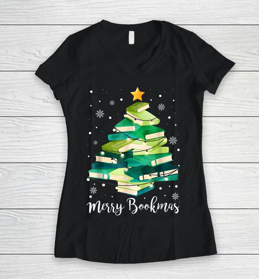 Merry Bookmas Books Pine Tree Funny Reading Lover Christmas Women V-Neck T-Shirt