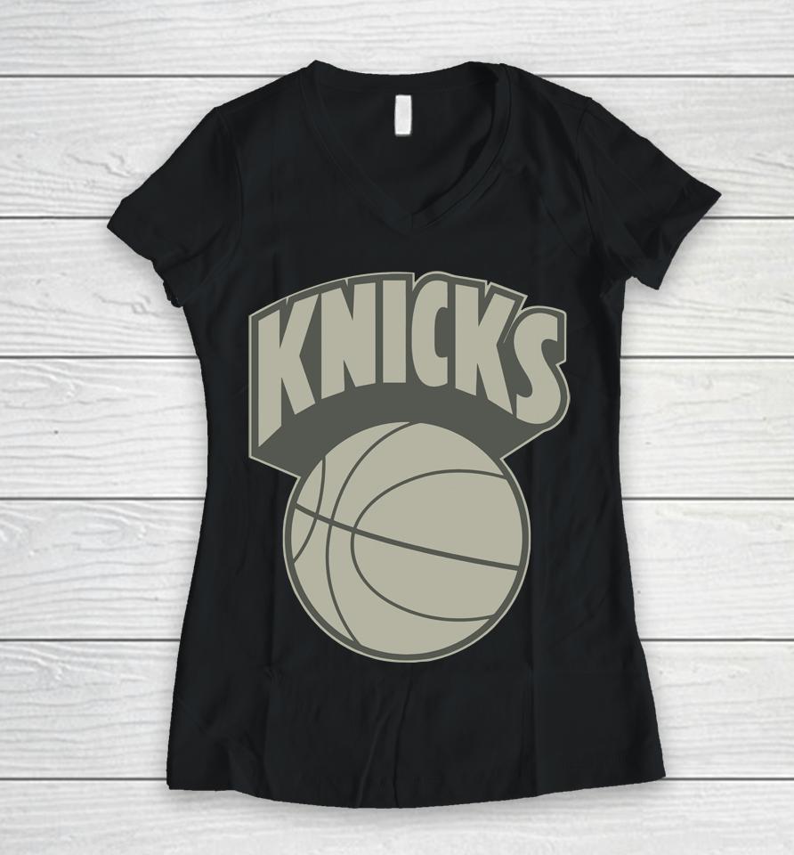 Mitchell And Ness Knicks Women V-Neck T-Shirt