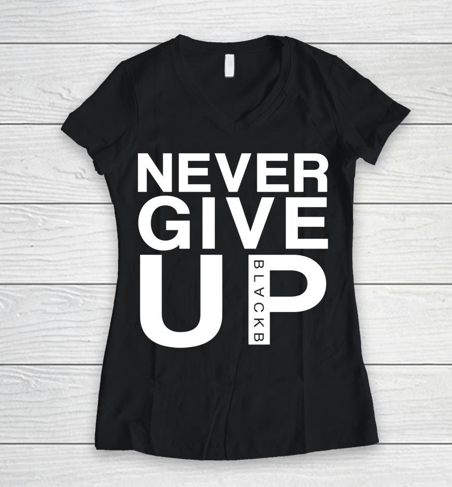 Mo Salah Never Give Up Black B Women V-Neck T-Shirt