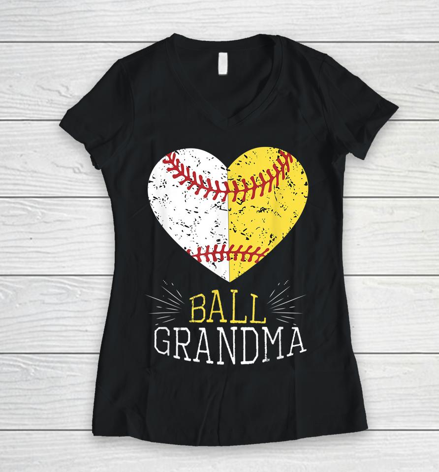 Mom Funny Baseball Ball Funny Grandma Softball Gifts Women V-Neck T-Shirt