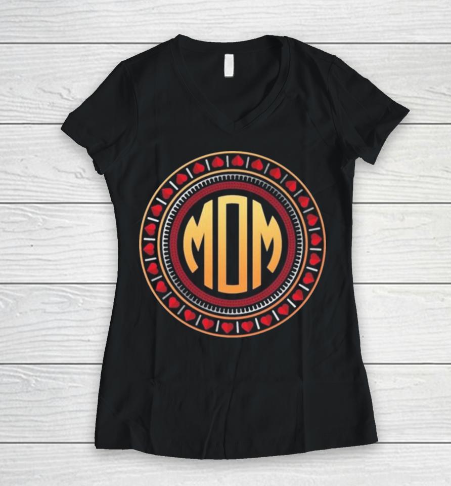 Mothers Day – Mom Love Circle Women V-Neck T-Shirt