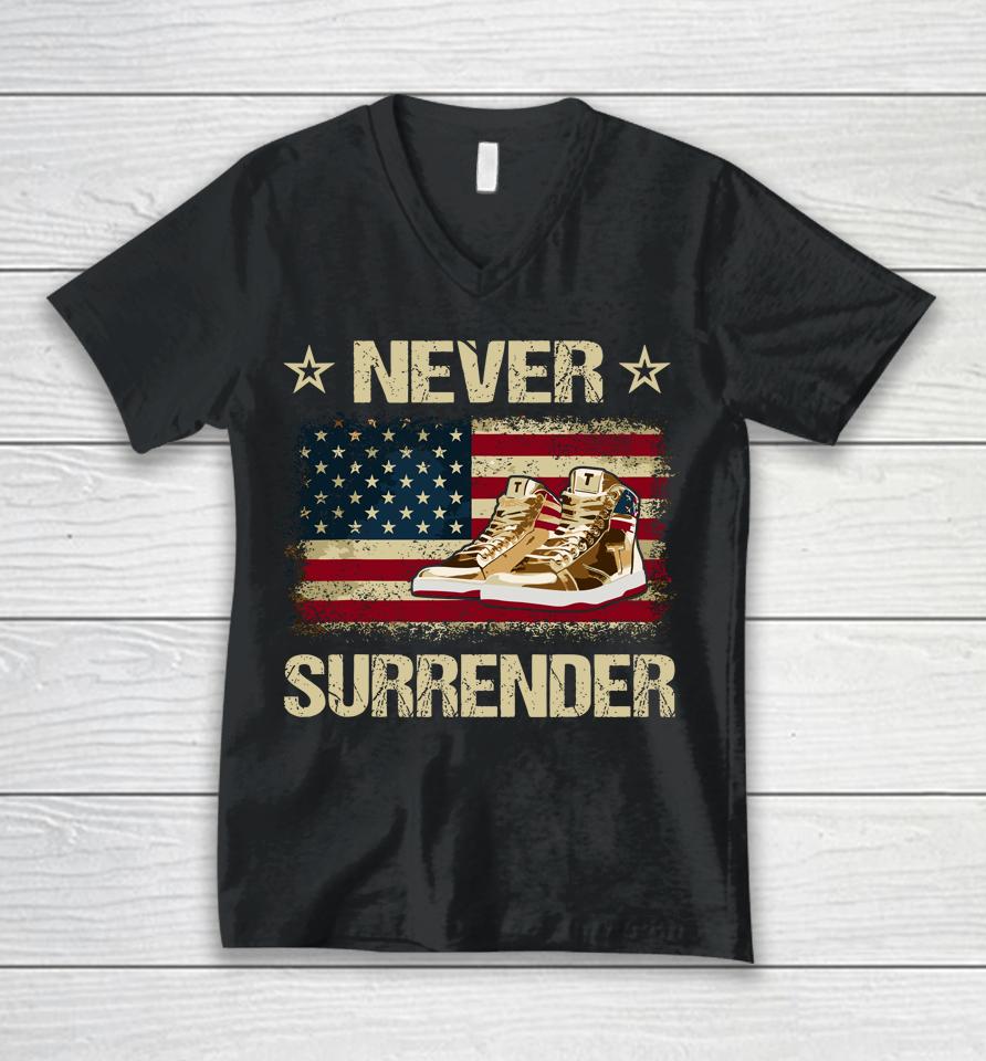 Never Surrender Gold Sneakers Pro Trump 2024  P4T6Liu6Jnkb Unisex V-Neck T-Shirt