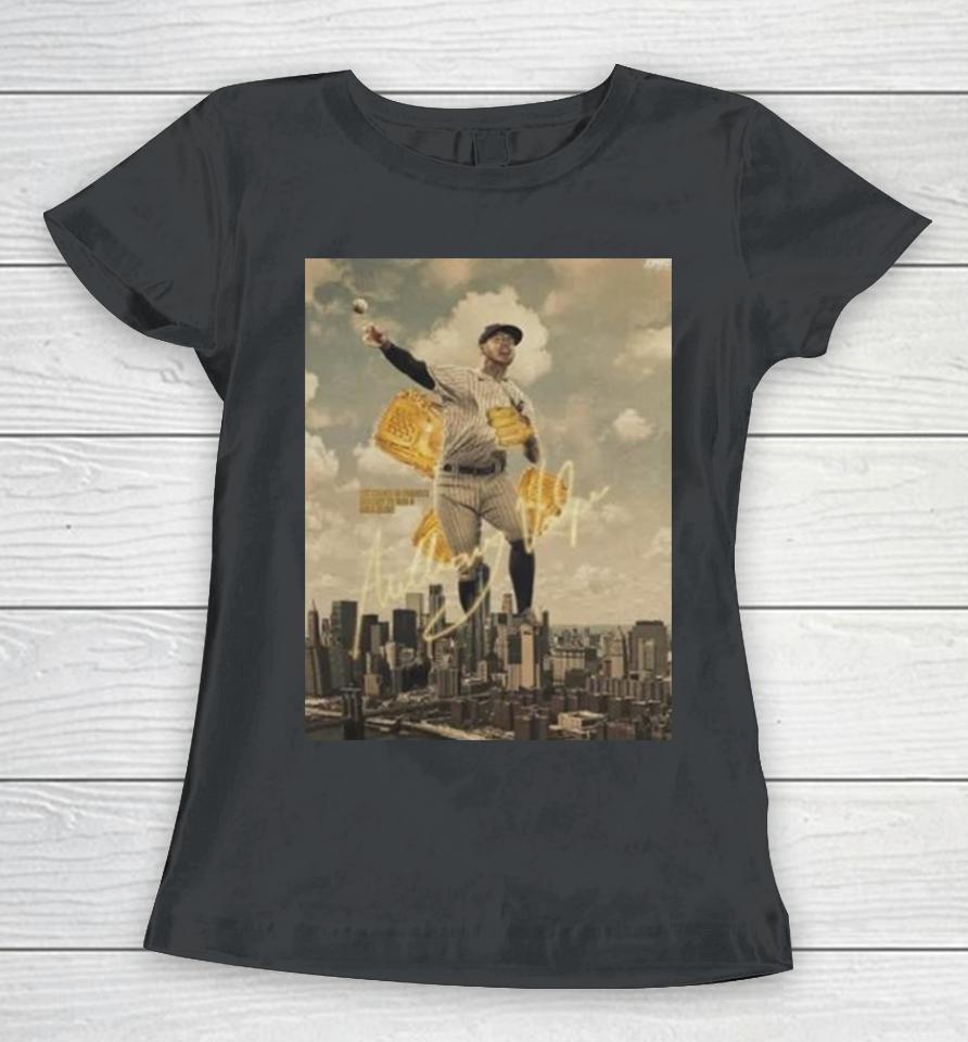 New York Yankees Anthony Volpe Gold Gloves 2023 Women T-Shirt