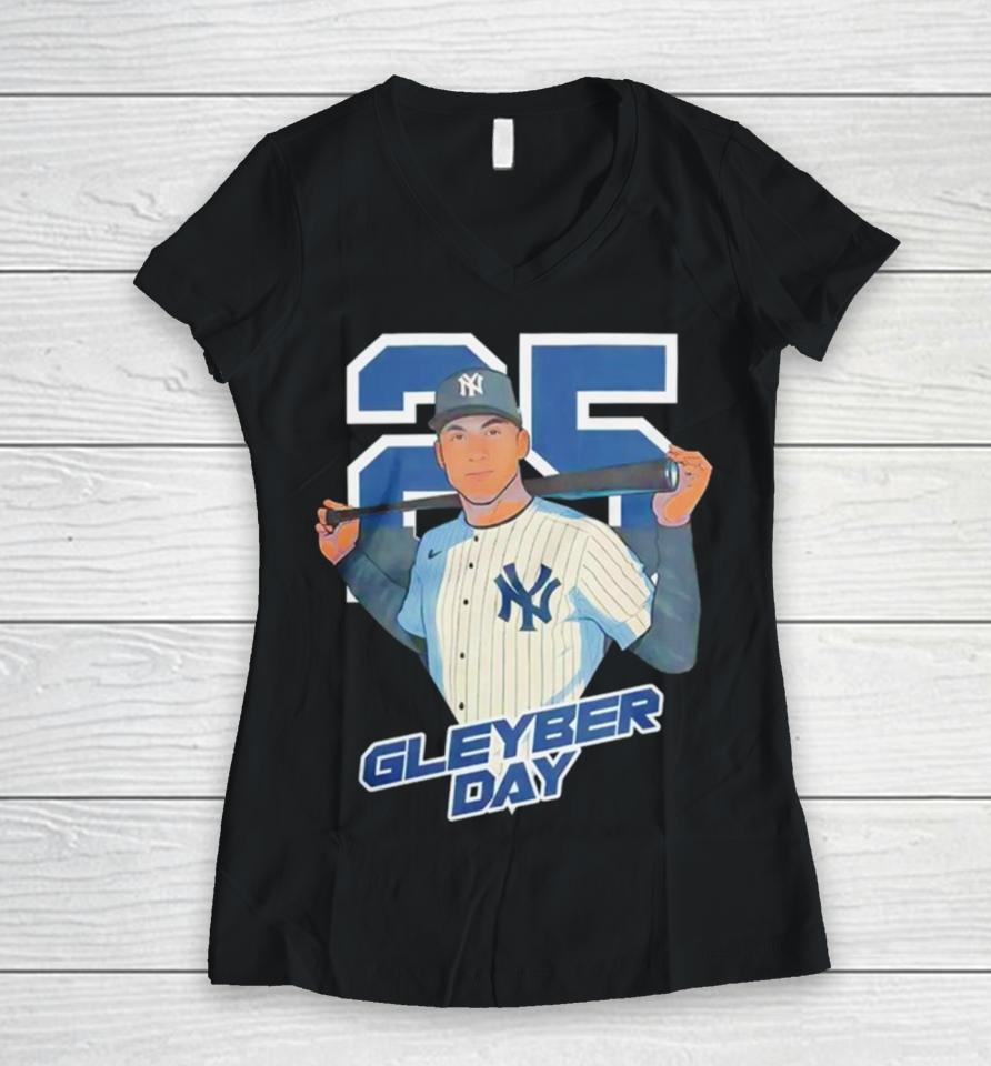 New York Yankees Gleyber Day Women V-Neck T-Shirt