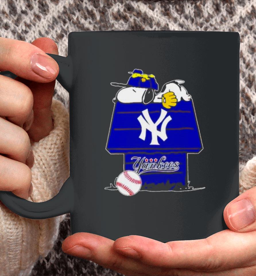 New York Yankees Snoopy And Woodstock The Peanuts Baseball Coffee Mug
