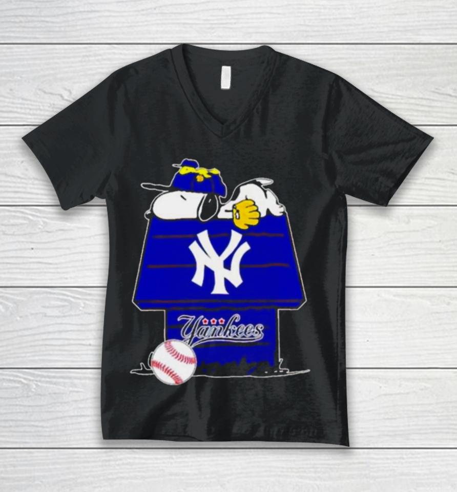 New York Yankees Snoopy And Woodstock The Peanuts Baseball Unisex V-Neck T-Shirt