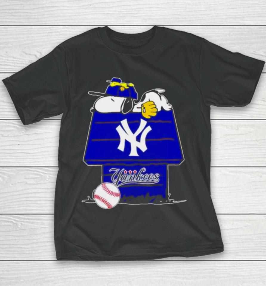 New York Yankees Snoopy And Woodstock The Peanuts Baseball Youth T-Shirt