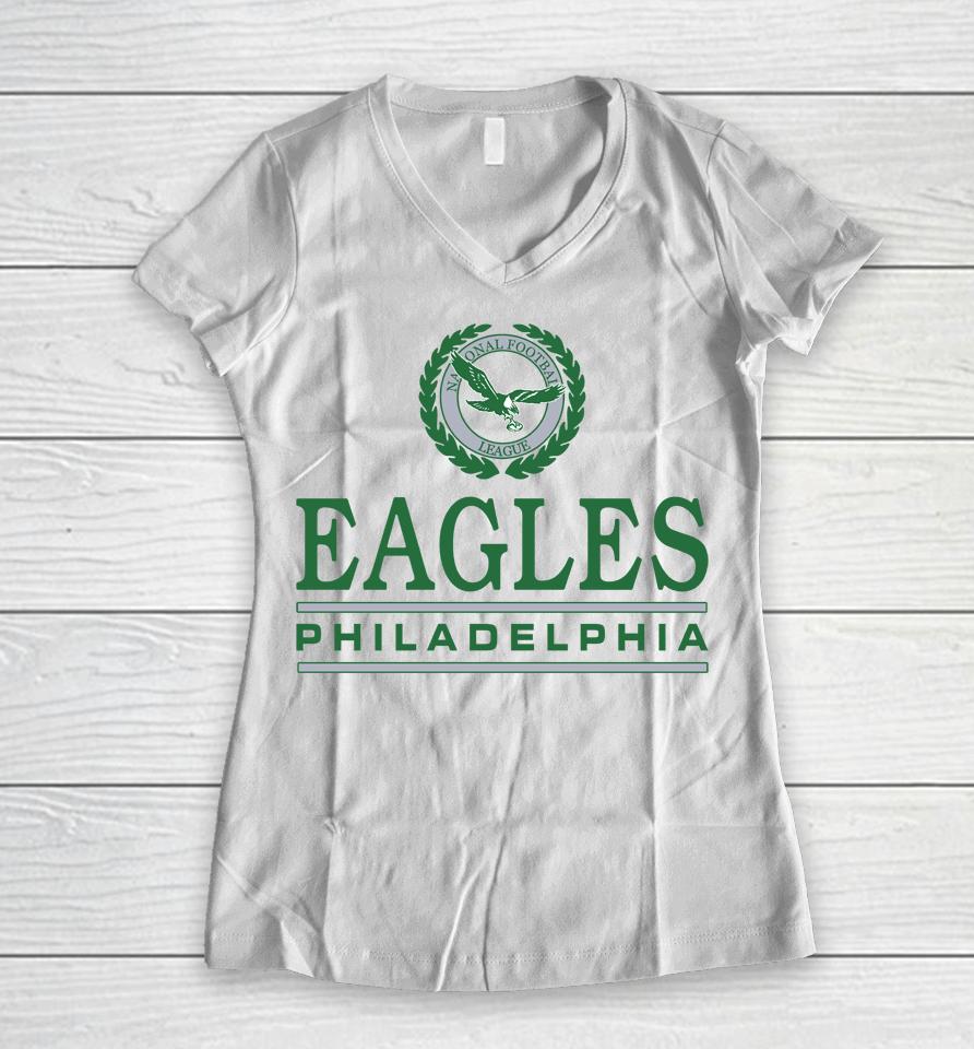Nfl Philadelphia Eagles Logo Crest Women V-Neck T-Shirt