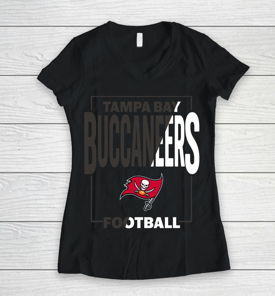 Nfl Shop Tampa Bay Buccaneers Red Coin Toss Football Women V-Neck T-Shirt