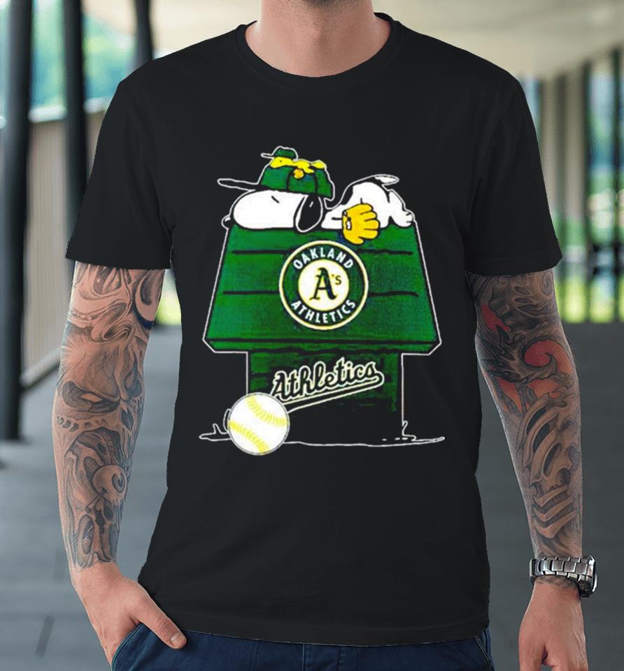 Oakland Athletics Snoopy And Woodstock The Peanuts Baseball Premium T-Shirt
