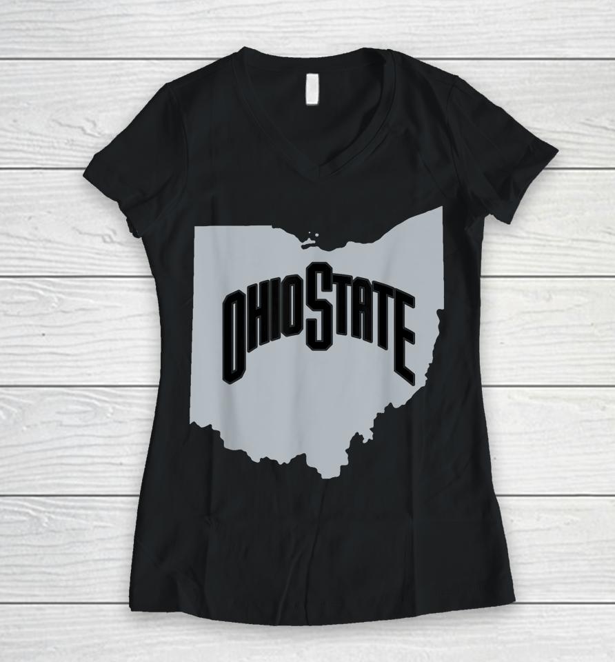 Ohio Map Oh Home Shape United States Vintage Grunge Women V-Neck T-Shirt
