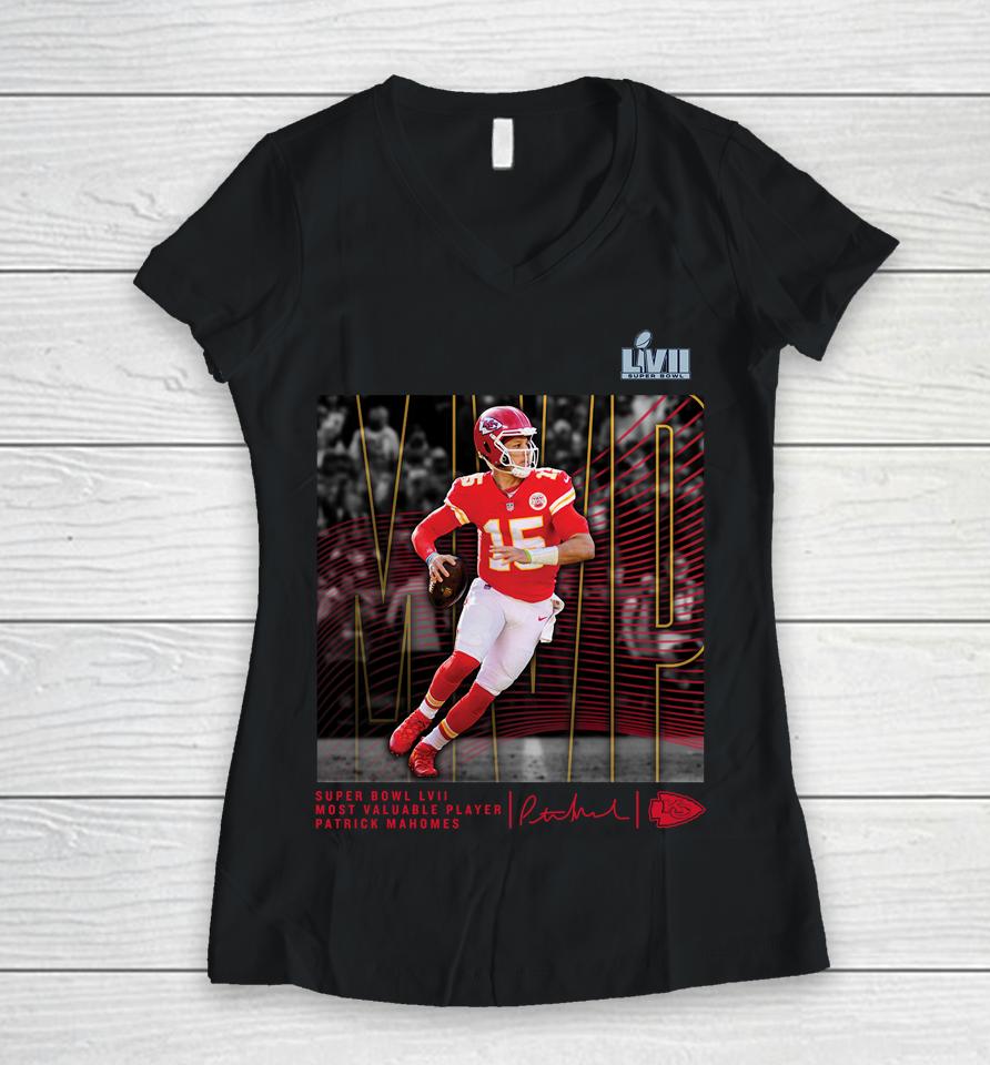 Patrick Mahomes Kansas City Chiefs Super Bowl Lvii Mvp Crucial Women V-Neck T-Shirt