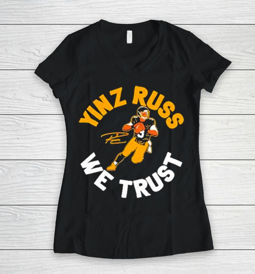 Pittsburgh Steelers Russell Wilson Yinz Russ We Trust Women V-Neck T-Shirt