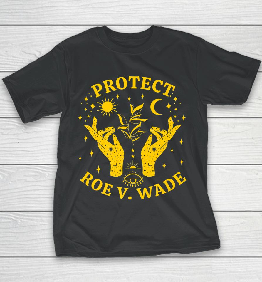 Protect Roe V Wade 1973 Abortion Is Healthcare Pro-Choice Youth T-Shirt