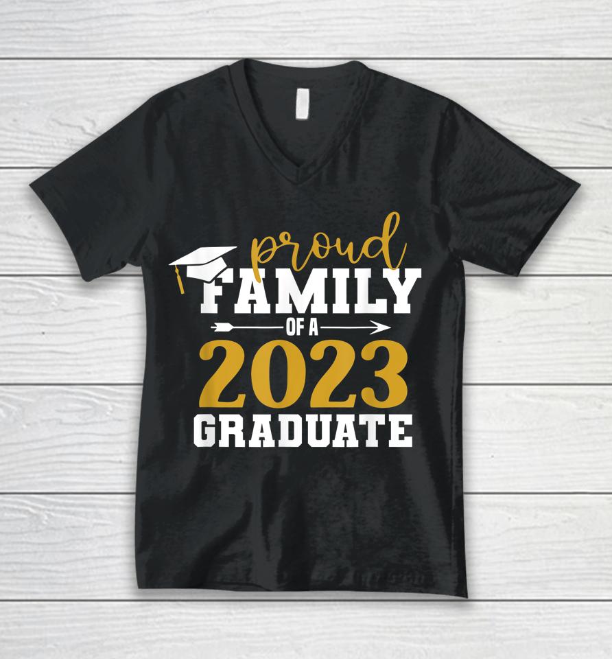 Proud Family Graduate 2023 Graduation Gifts Senior 2023 Unisex V-Neck T-Shirt
