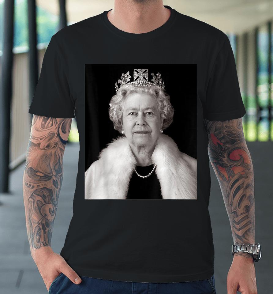 Queen Elizabeth Ii - Queen Of England Premium T-Shirt