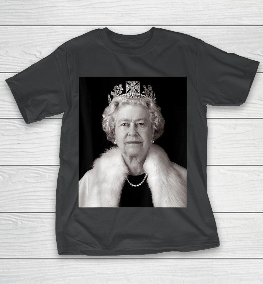 Queen Elizabeth Ii - Queen Of England T-Shirt