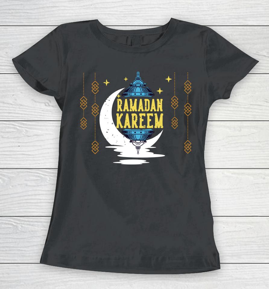 Ramadan Kareem Muslims Eid Ramadan Lantern Lights Moon Cute Women T-Shirt
