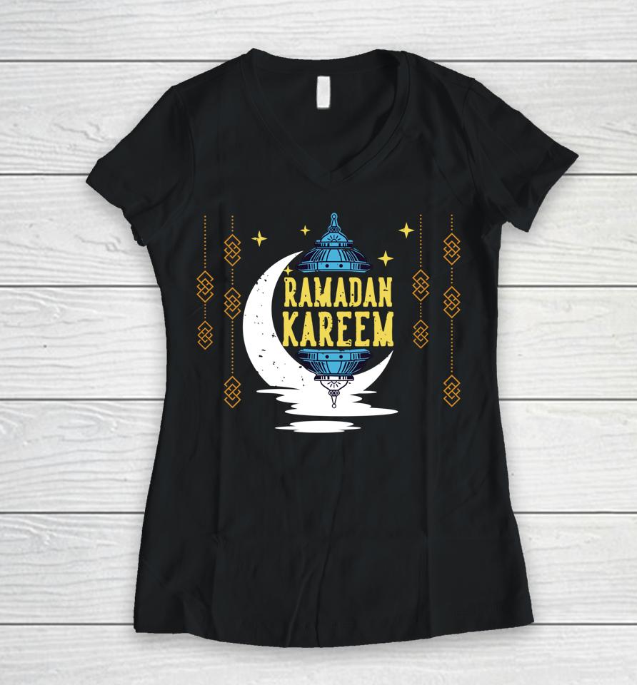 Ramadan Kareem Muslims Eid Ramadan Lantern Lights Moon Cute Women V-Neck T-Shirt