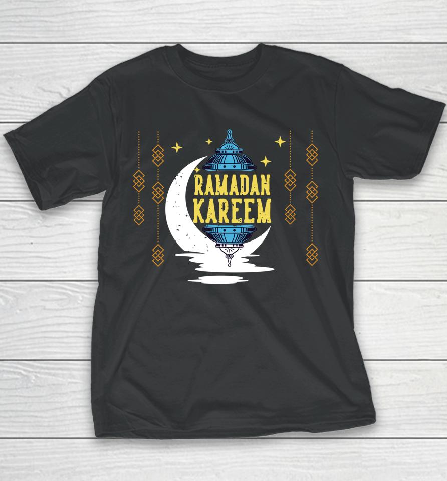 Ramadan Kareem Muslims Eid Ramadan Lantern Lights Moon Cute Youth T-Shirt