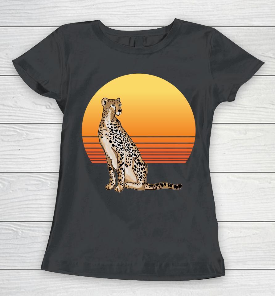 Retro Cheetah Lover Illustration Wild Cat Love Women T-Shirt