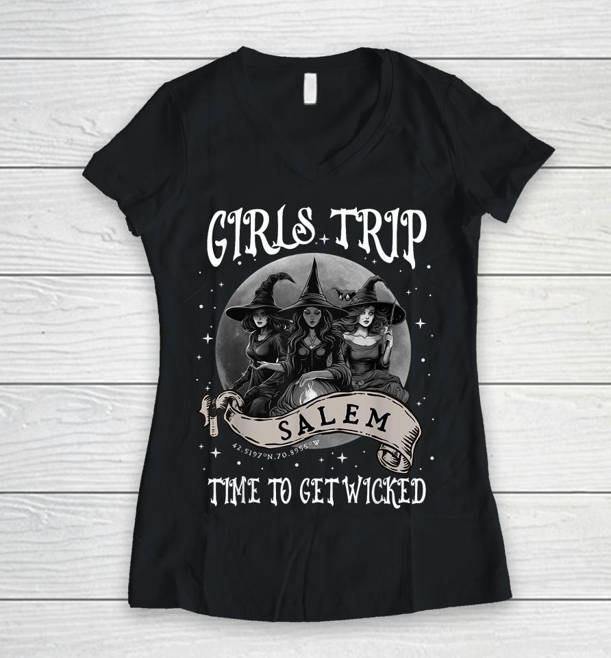 Retro Girls Trip Salem 1692 They Missed One Witch Halloween Women V-Neck T-Shirt