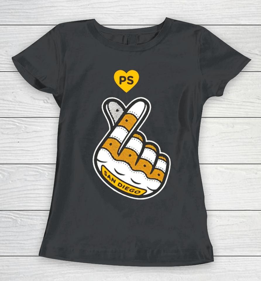 San Diego Finger Heart Women T-Shirt