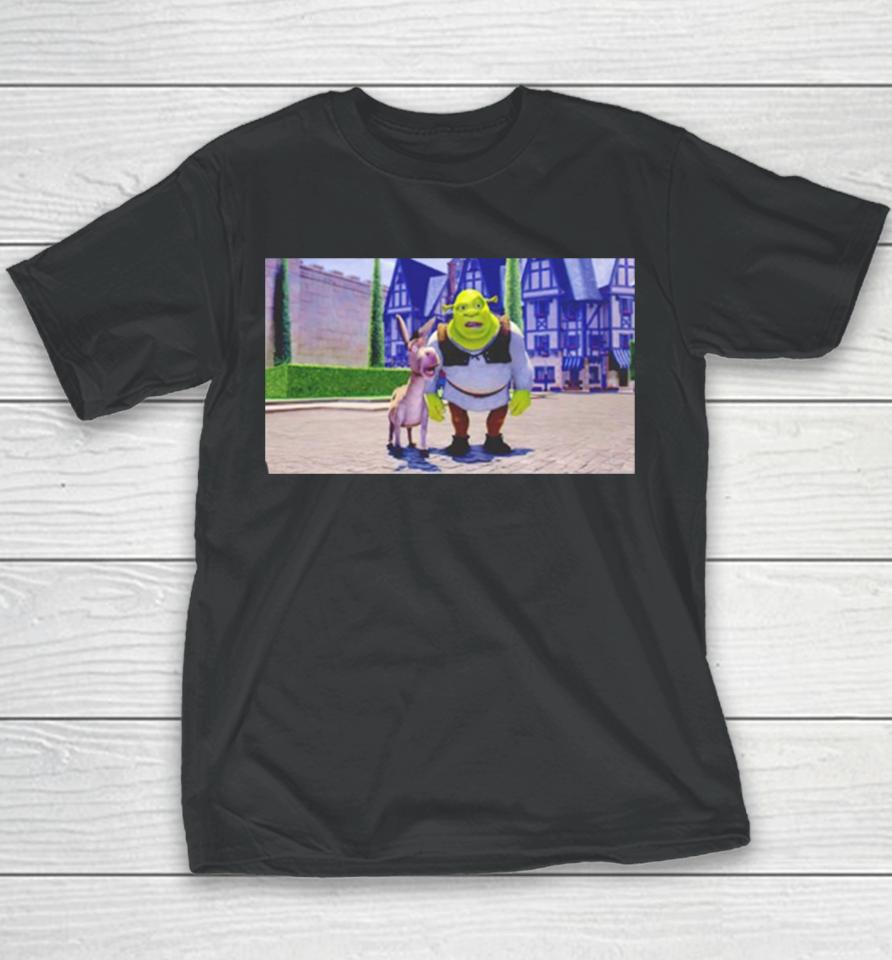Shrek And Donkey In Sherks House Youth T-Shirt