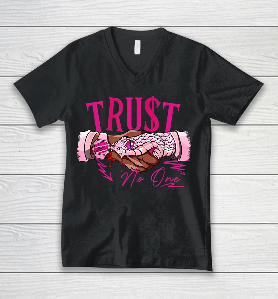 Sneaker Trust No One Low Triple Pink Matching Unisex V-Neck T-Shirt