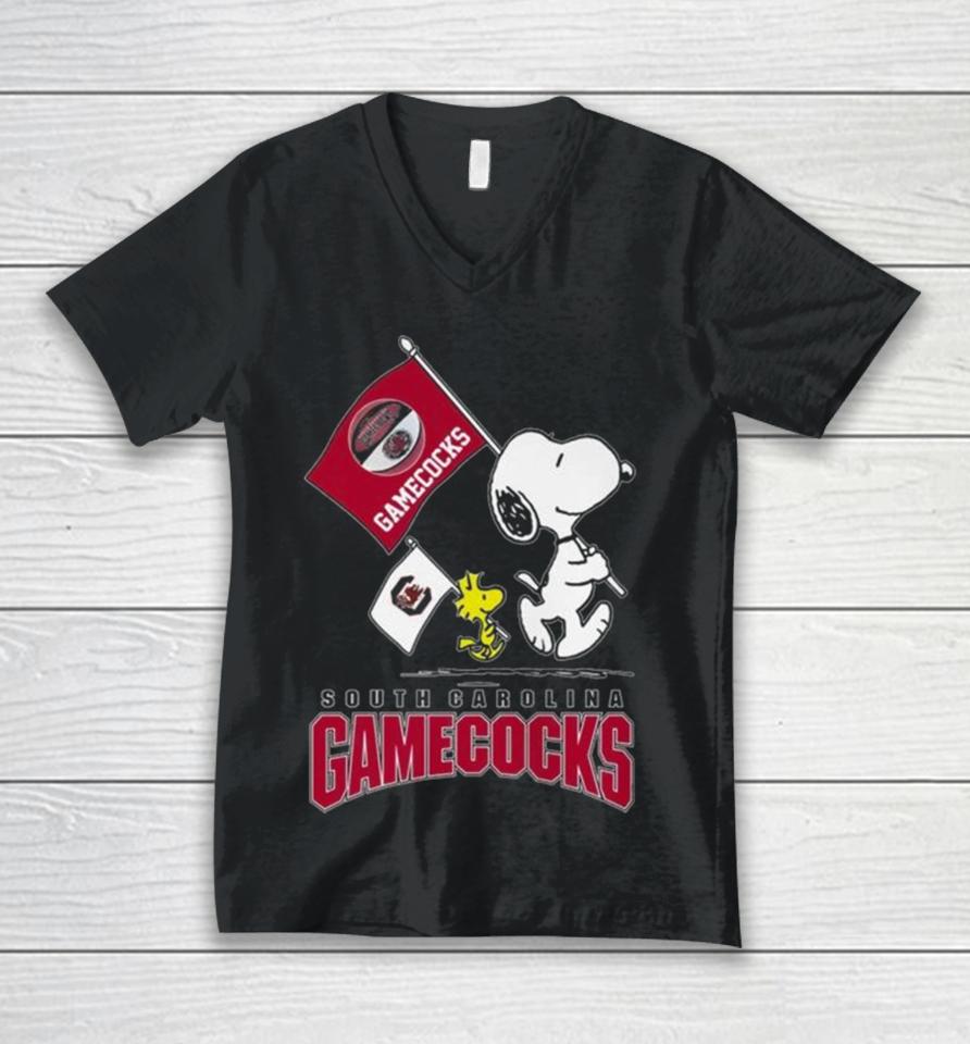 Snoopy And Charlie Brown Hold Flag South Carolina Gamecocks Unisex V-Neck T-Shirt
