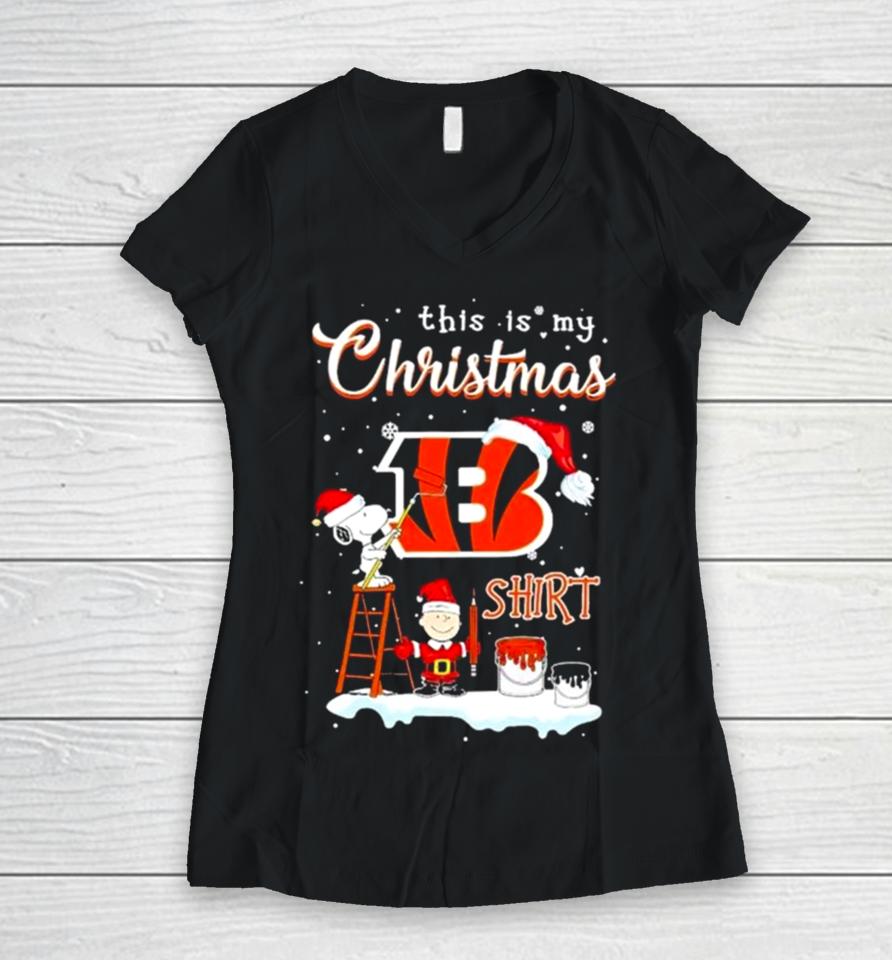 Snoopy And Charlie Brown Nfl Cincinnati Bengals This Is My Christmas Women V-Neck T-Shirt