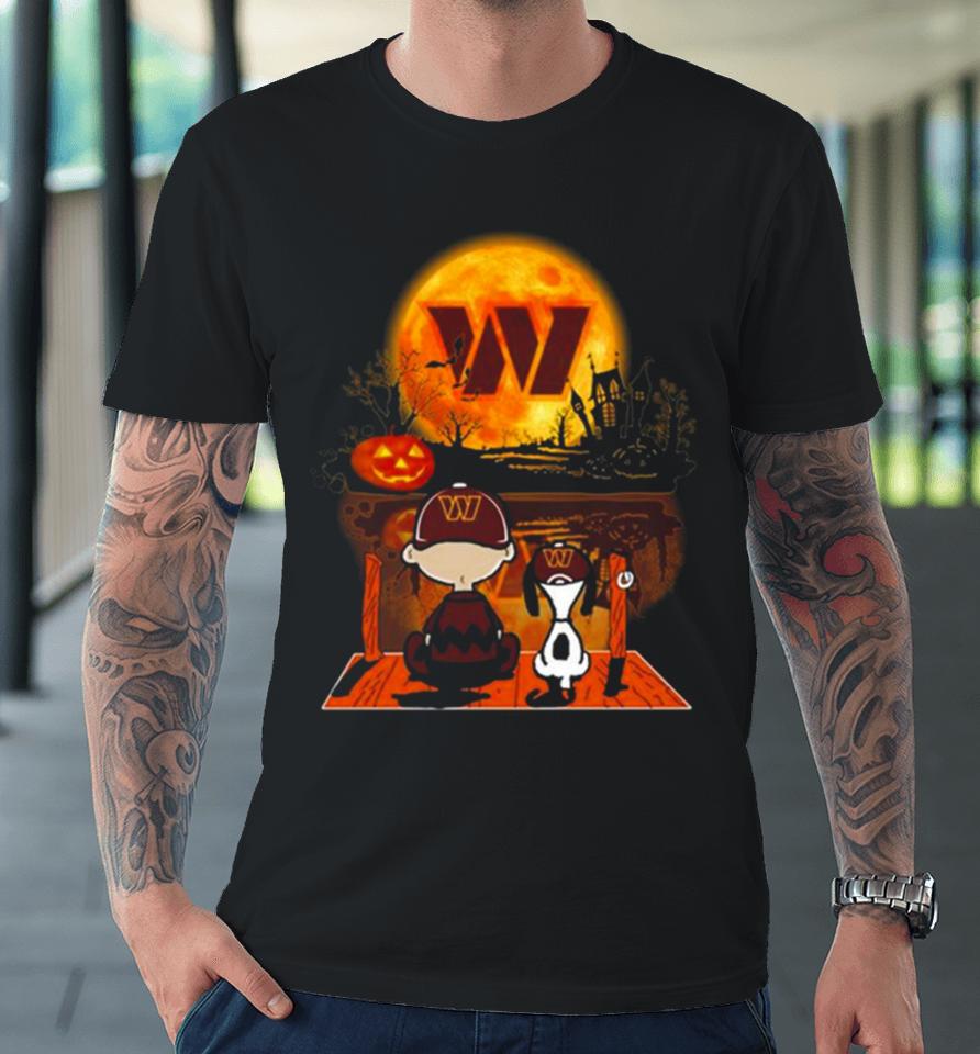 Snoopy And Charlie Brown Washington Commanders Sitting Under Moon Halloween 2023 Premium T-Shirt