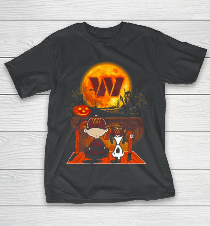 Snoopy And Charlie Brown Washington Commanders Sitting Under Moon Halloween 2023 T-Shirt
