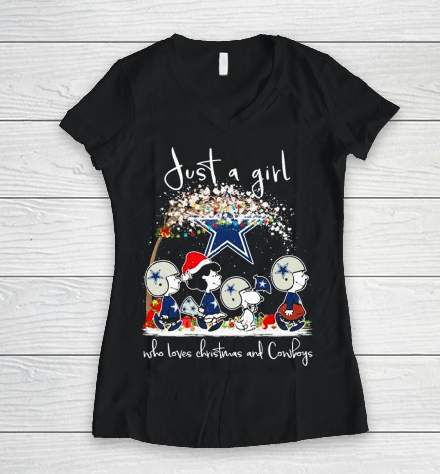 Snoopy And Friends Just A Girl Who Loves Christmas And Dallas Cowboys T Women V-Neck T-Shirt