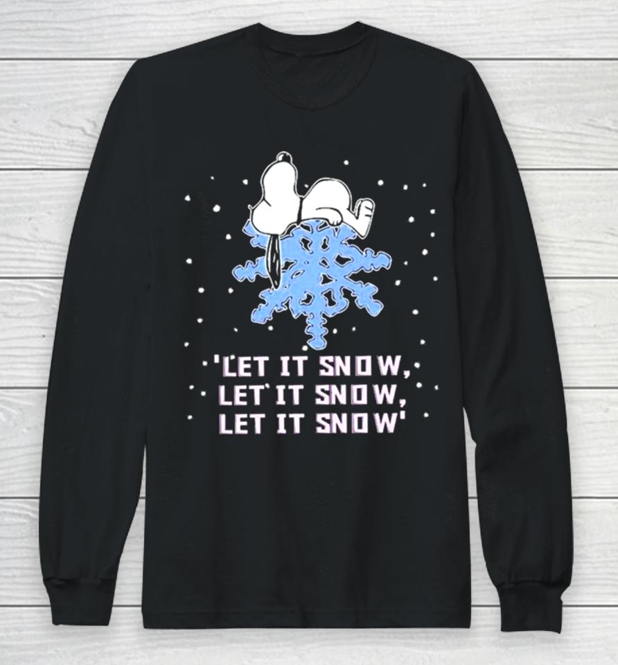 Snoopy Lying On Snowflake Let It Snow Christmas 2023 Illustration Long Sleeve T-Shirt
