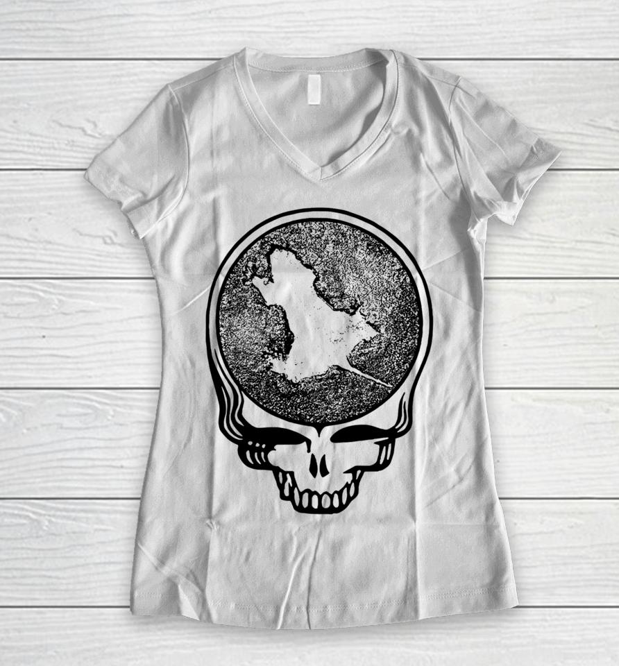 Stereospectral Prints Store Rat Hole Skull Women V-Neck T-Shirt