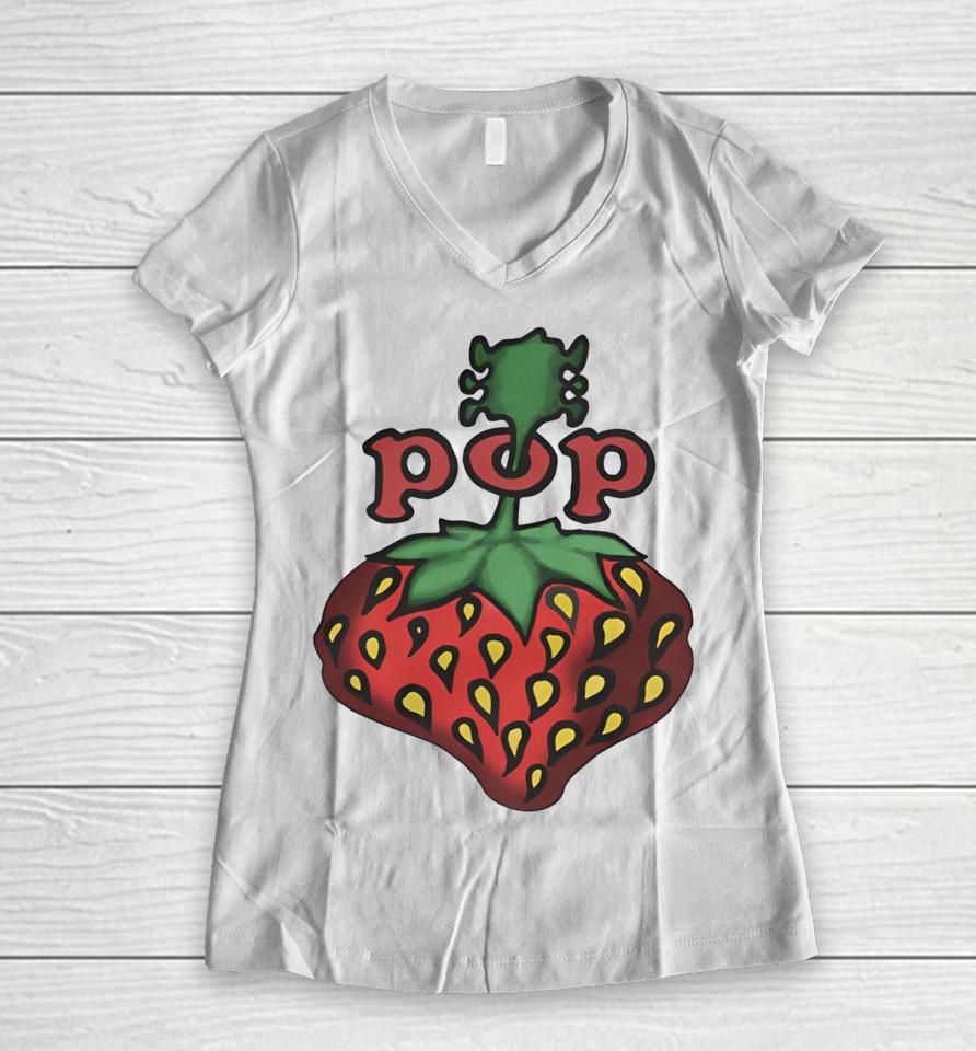 Stevie Nicks Wearing Strawberry Fields Pop Festival Women V-Neck T-Shirt