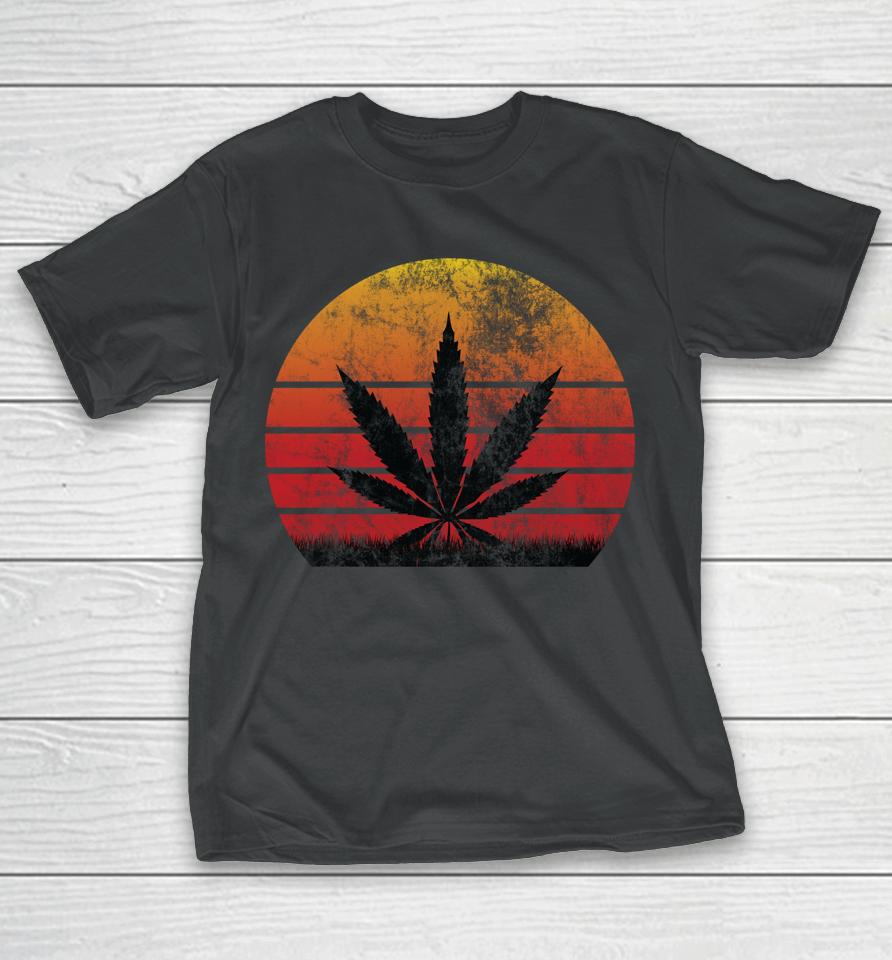 Sun Vintage Marijuana Weed Cannabis Leaf Retro T-Shirt