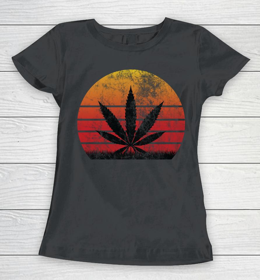 Sun Vintage Marijuana Weed Cannabis Leaf Retro Women T-Shirt