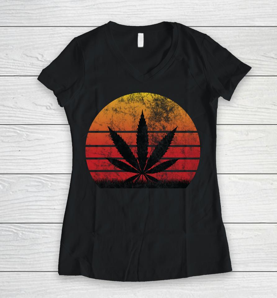 Sun Vintage Marijuana Weed Cannabis Leaf Retro Women V-Neck T-Shirt