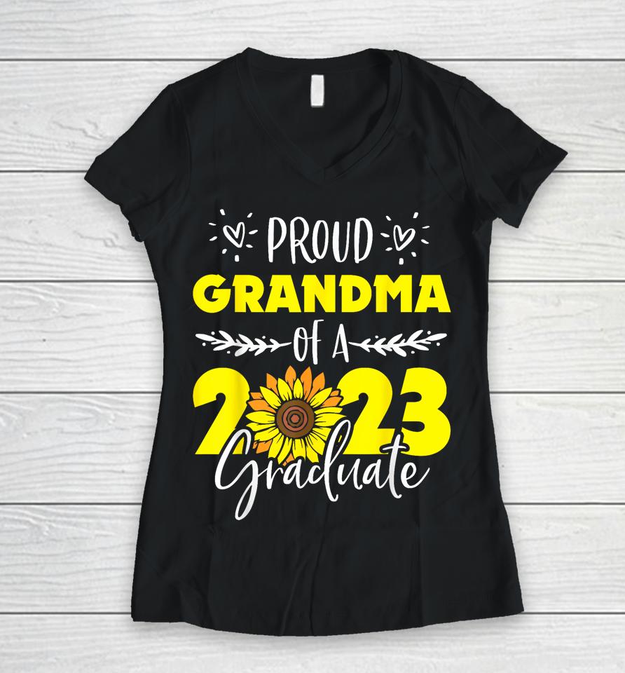 Sunflower Proud Grandma Of Graduate 2023 Graduation Family Women V-Neck T-Shirt